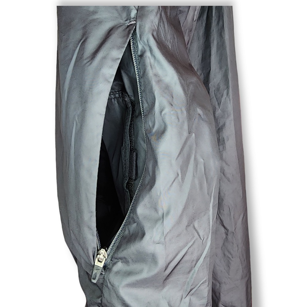 NikeRunning Size L Dri-Fit‎ Vented Insulated Jacket Black with 97005 graphics - Picture 6 of 9
